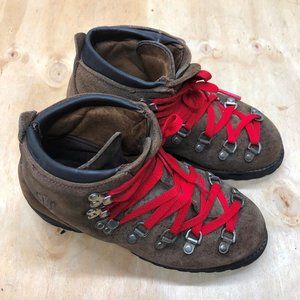 Women's Vasque Vintage Hiking Brown Leather  Siz 5